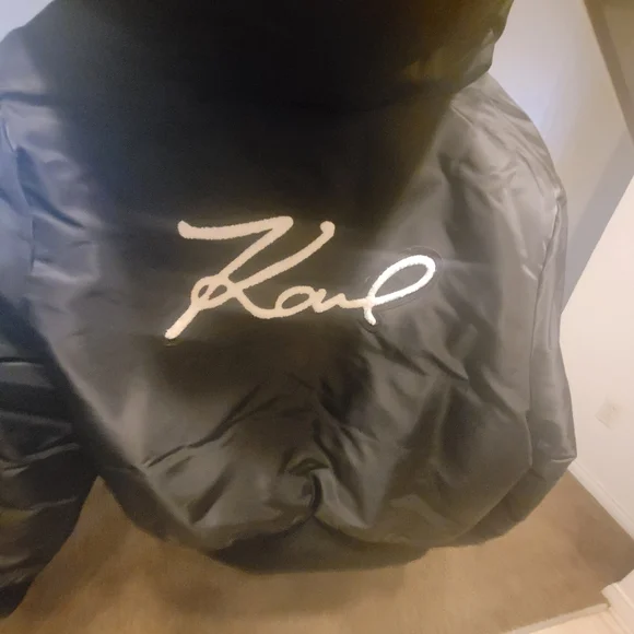 Karl Lagerfeld Hooded Puffer Jacket NWOT - Picture 10 of 10